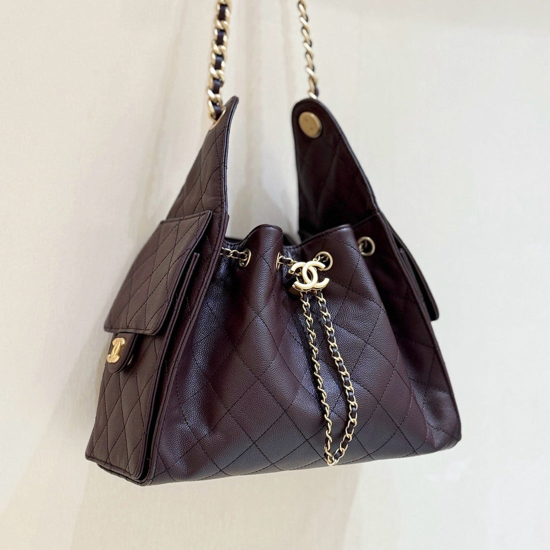 CC 25FW Hobo Bag 26CM Dark Brown Caviar