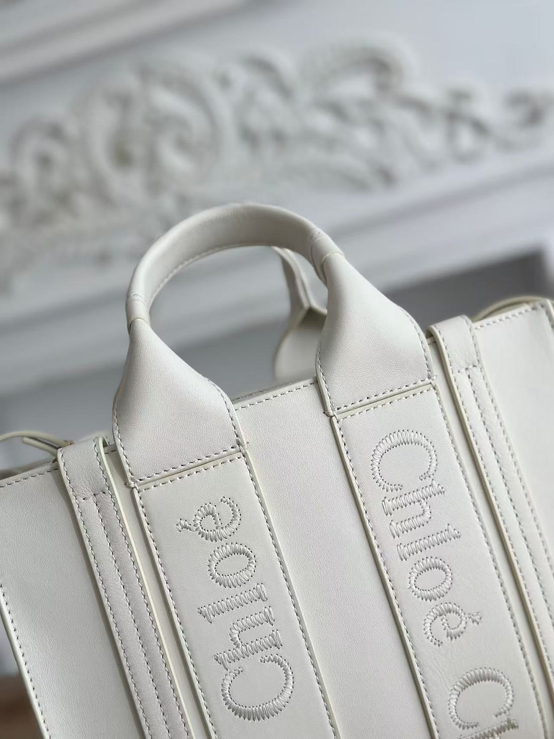Chloé Woody Small Tote Bag 26CM White Calfskin