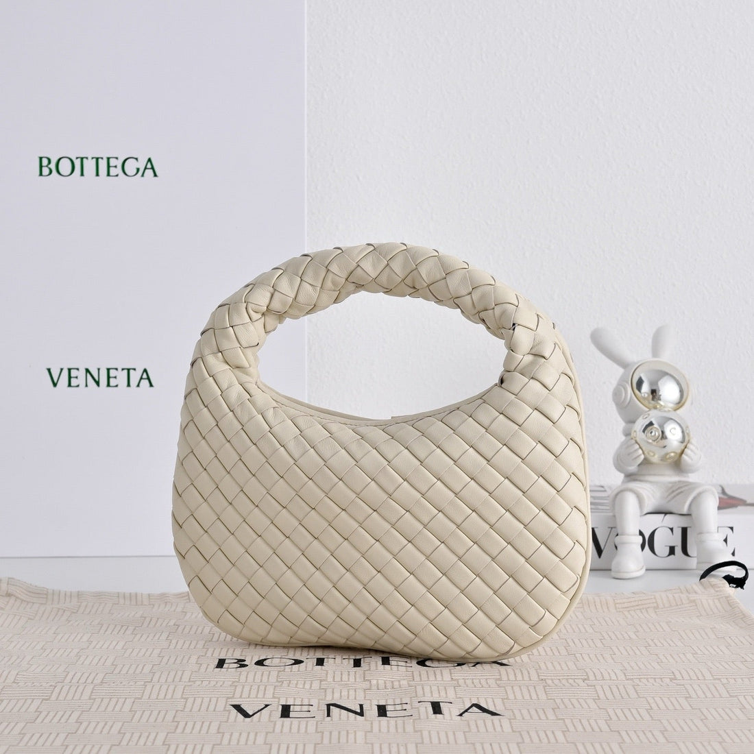 Bv Baby Veneta Cream 26CM Intrecciato Nappa Leather