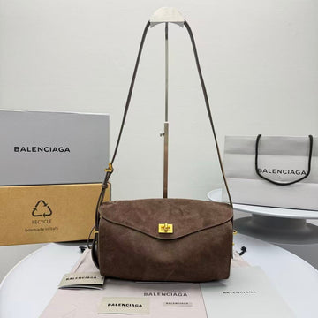 Bg Le 7 Shoulder Bag Coffee Suede