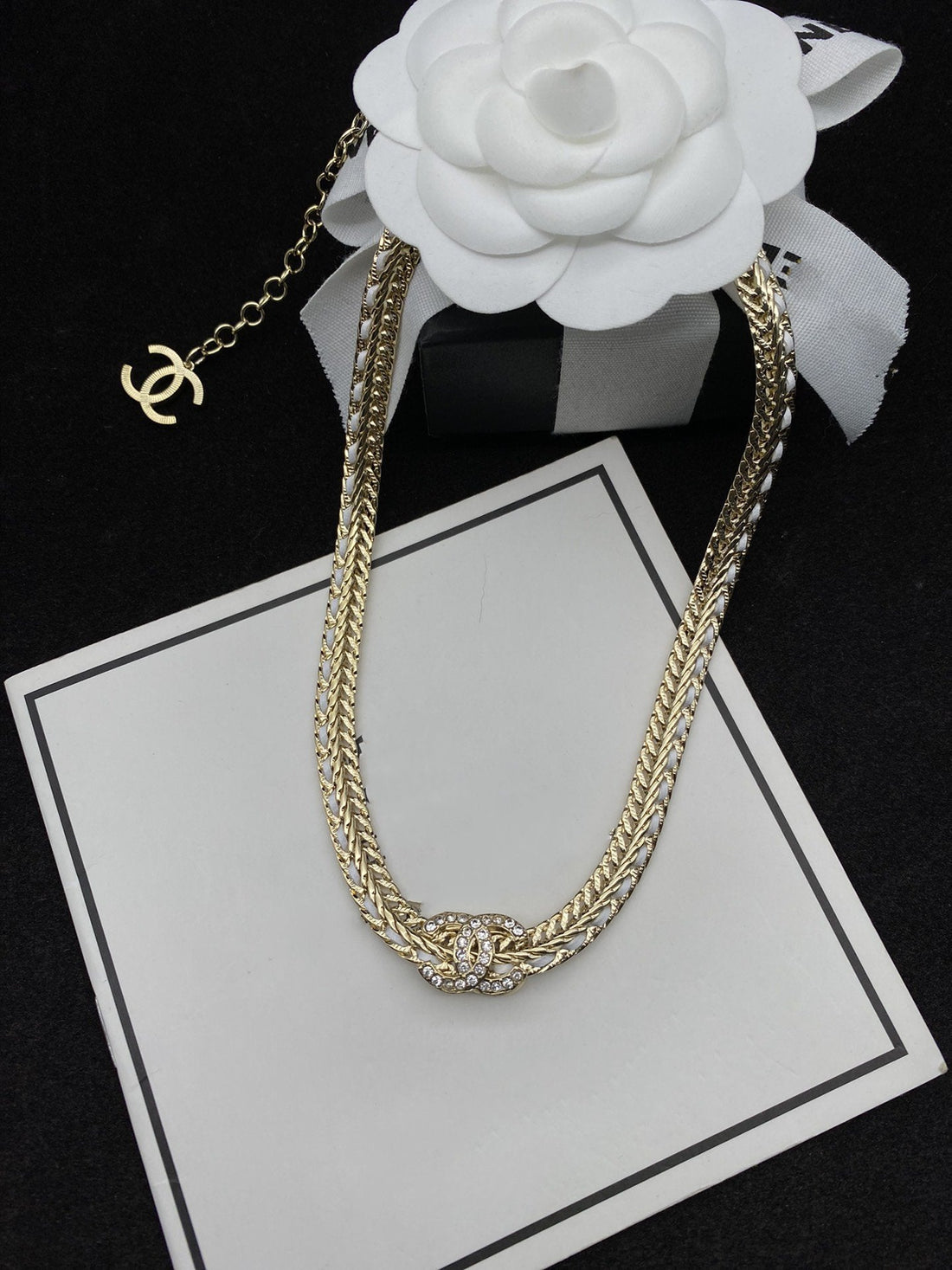 Double C White String Necklace Gold Diamond