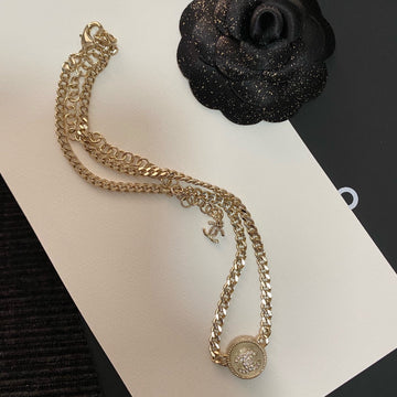 Double C White Mop Necklace Gold Diamond
