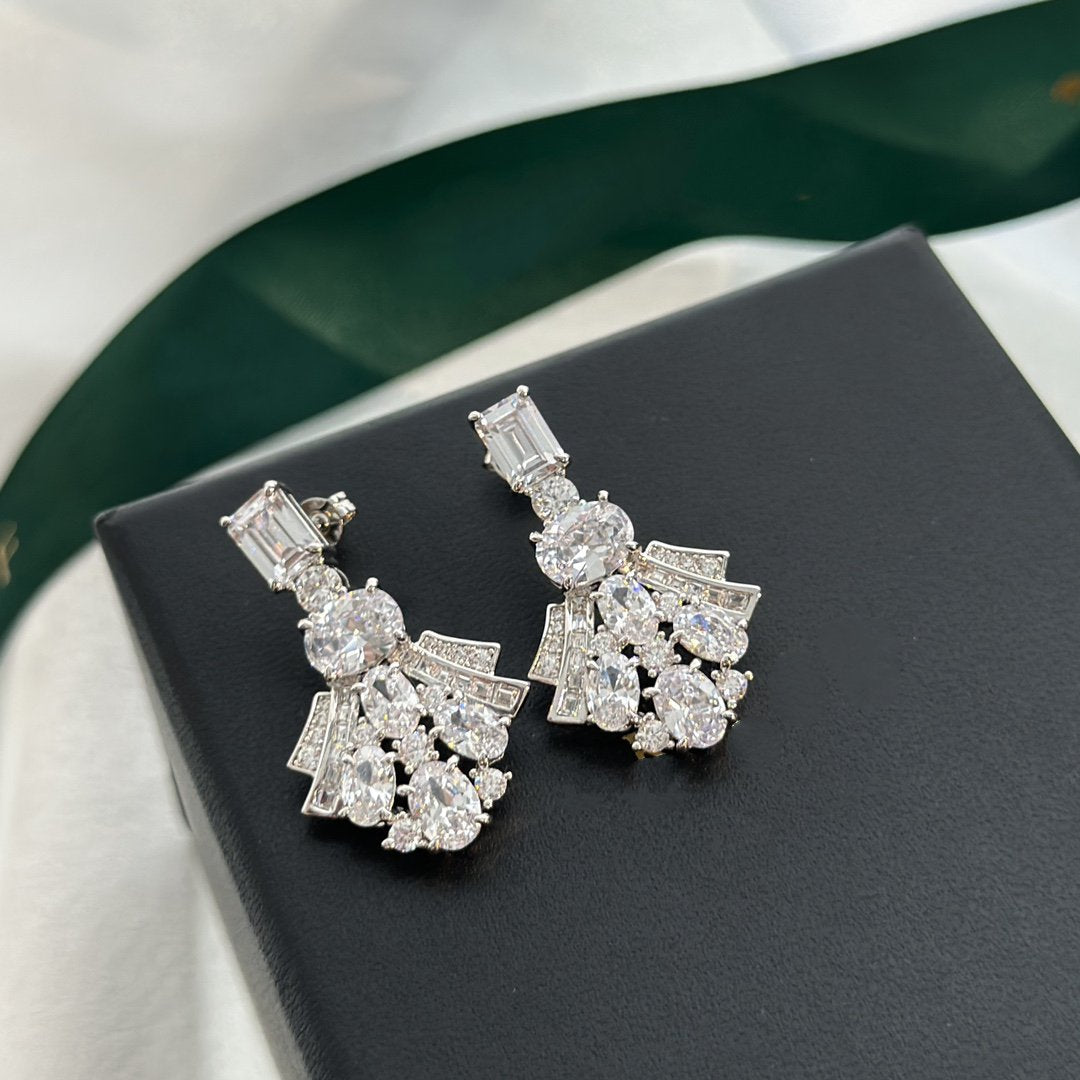 Gra Silver Diamond Earrings