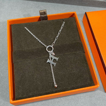 Hm Mandarin Duck H Necklace