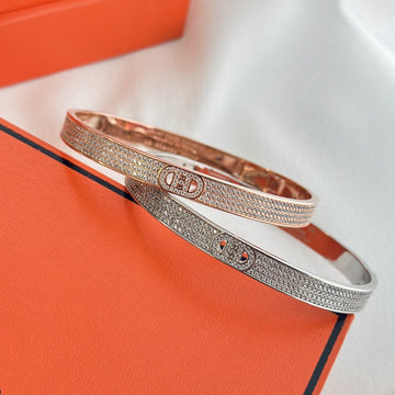 Hm New Luxury Full Diamond Pig Nose Bracelet