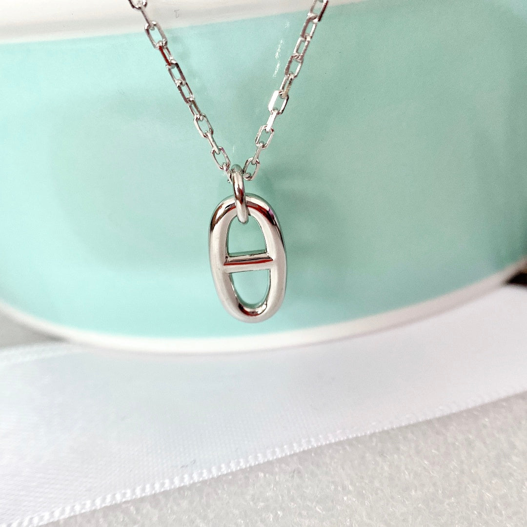 Hm Pig Nose Necklace