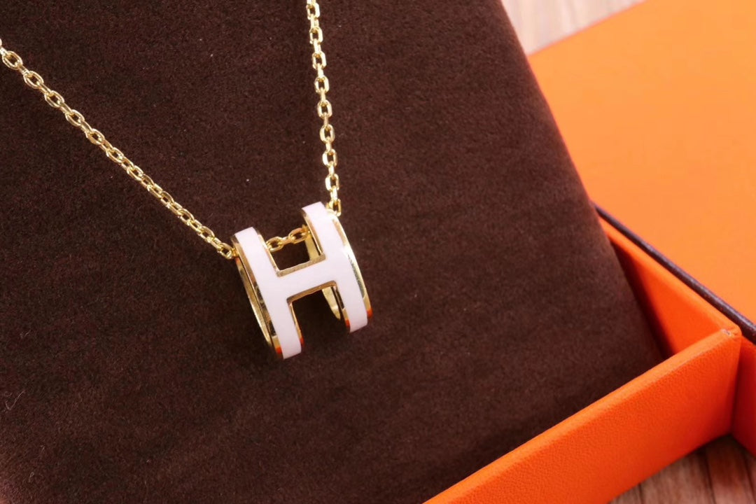 Hm Clic Yellow Enamel Gold Necklace