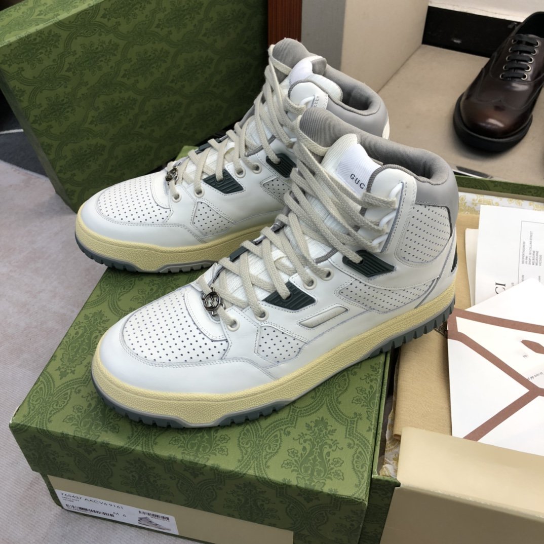 GG High Top Effect Trainer Distressed