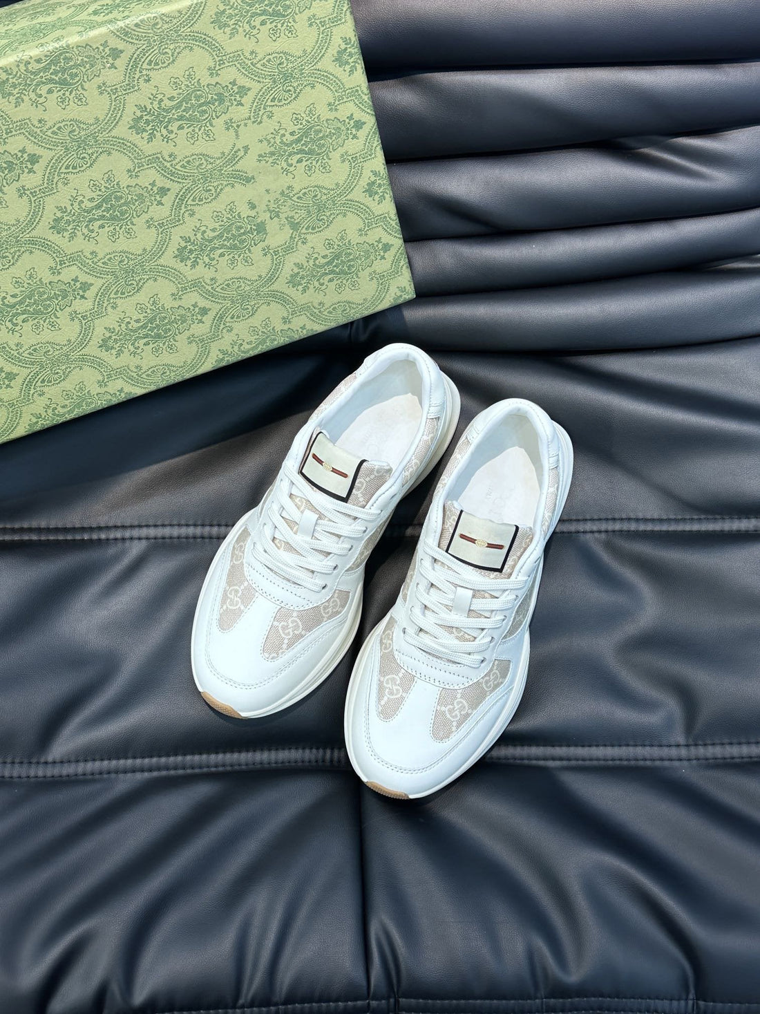 GG Retro Rhyton Sneakers Shoes Pink White