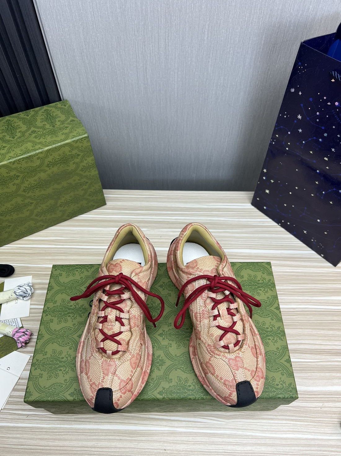 GG Run Dark Pink Leather Sneakers