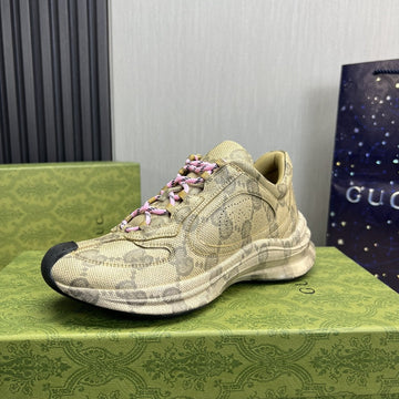 GG Run Light Green Leather Sneakers