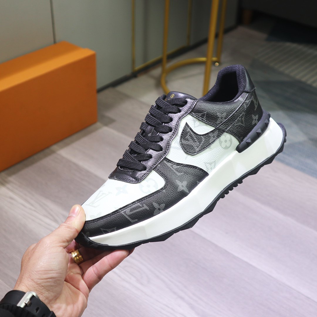 LV Sneaker Monogram White Black
