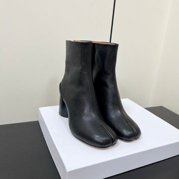 Mm Tabi Ankle Boots 7.5cm Black Leather