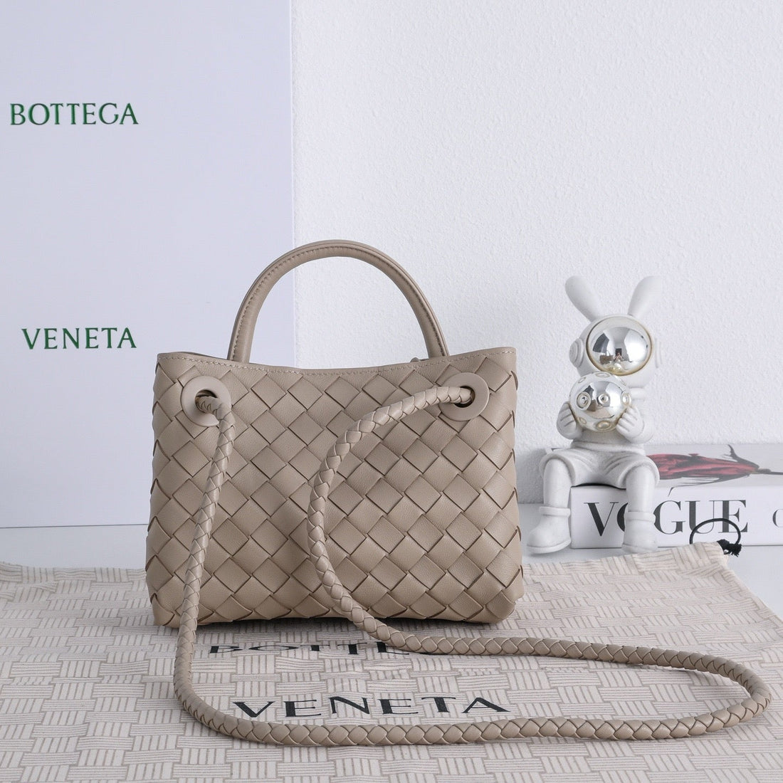 Bv 2026 Mini Andiamo Taupe Lambskin