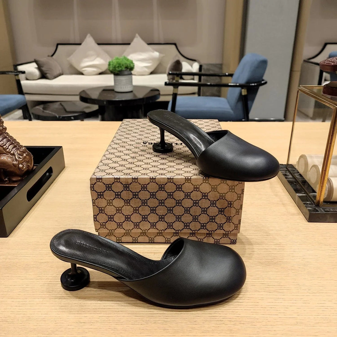 Balenciaga 26S Buckle Flats Sandals Cowhide