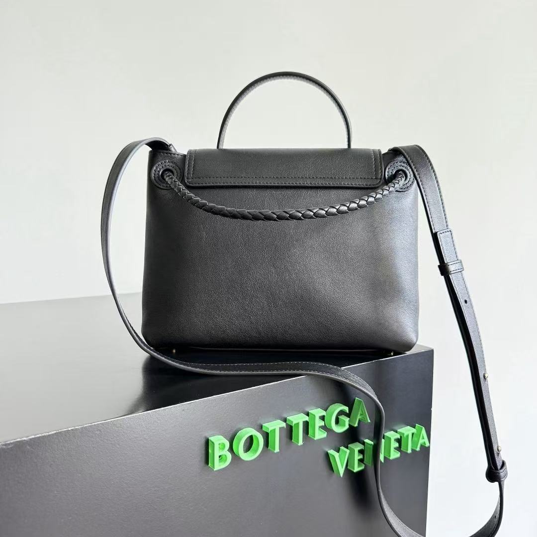 Bv Ciao Ciao Medium Bag 26CM In Black Leather