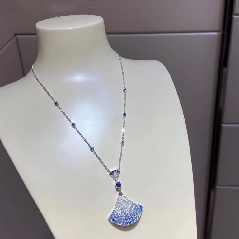 Dream Necklace Agate Silver Diamond