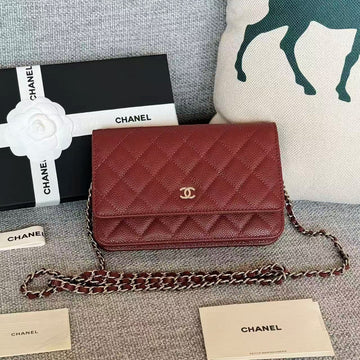 CC Classic Woc 19CM Burgundy Caviar Leather