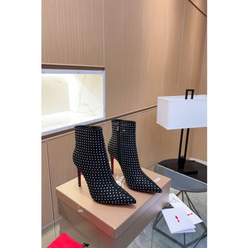 Cl So Kate Booty 100MM Plume Suede Silver Studs Black