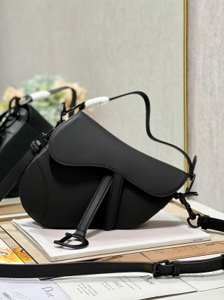 CD Saddle Bag Matte Black In Cowhide 288168