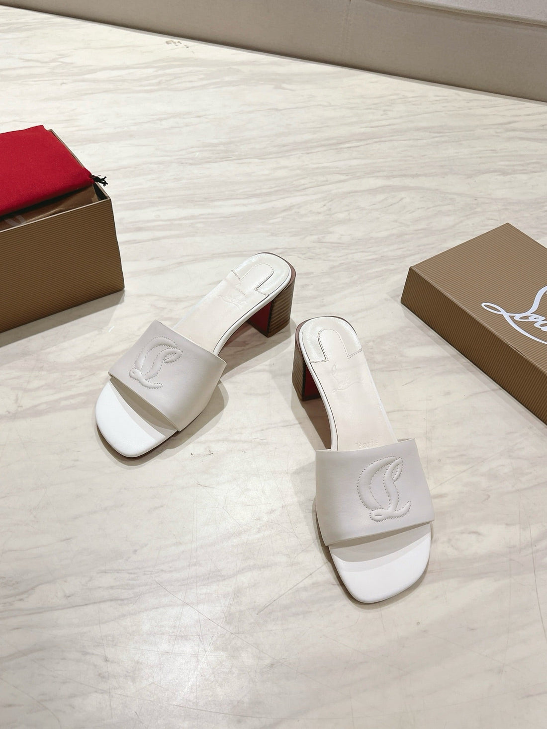 Cl 25 Slipper 8.5cm Gloss Calf Patent Leather 314945