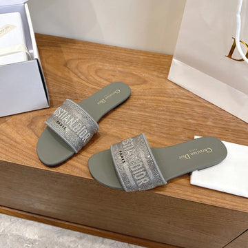 CD 26S Embroidered Sandals Olive Green Leather 685608