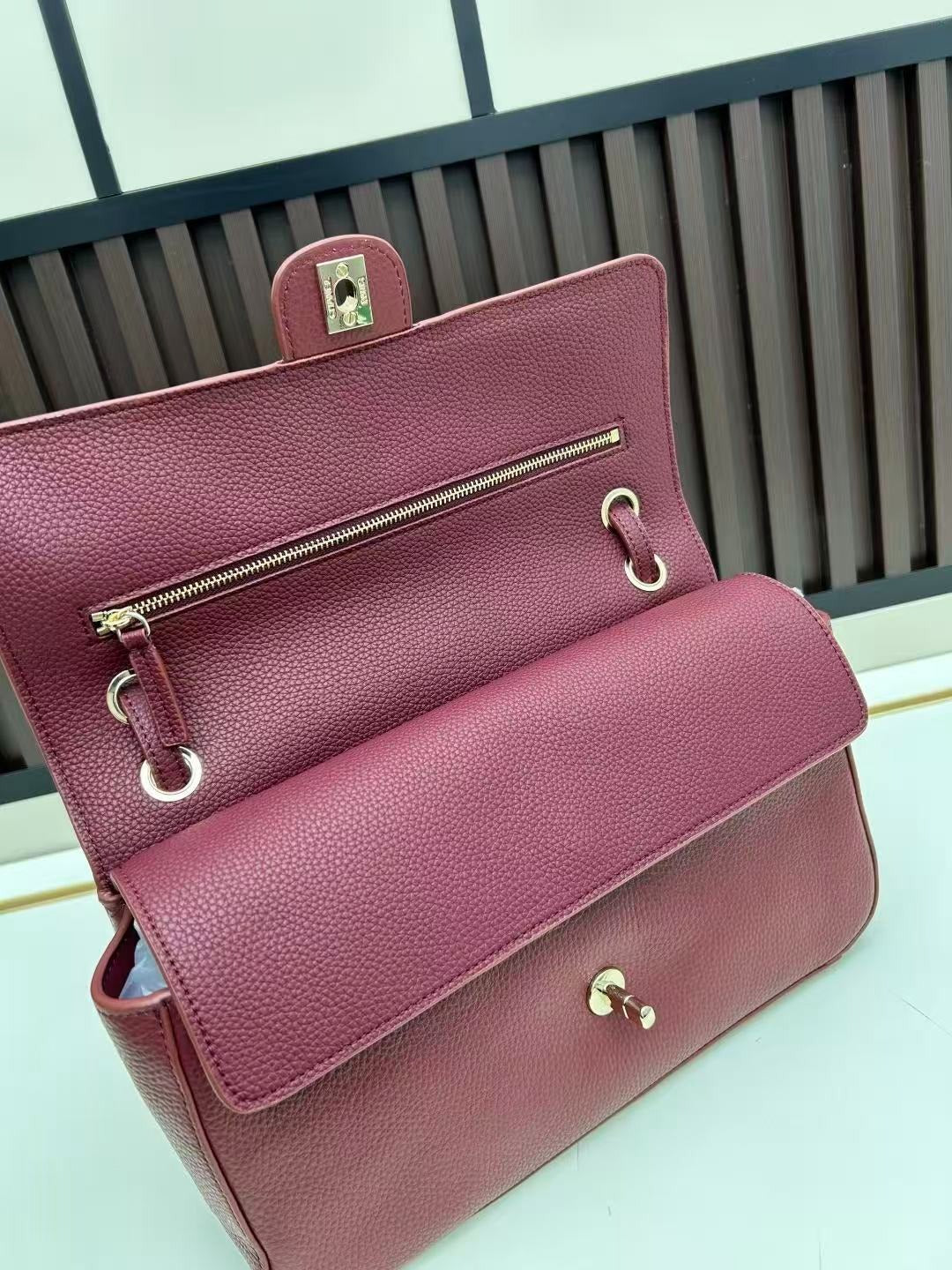 Chanel 2026 Maxi Flap Bag 29CM Burgundy Grained Calfskin