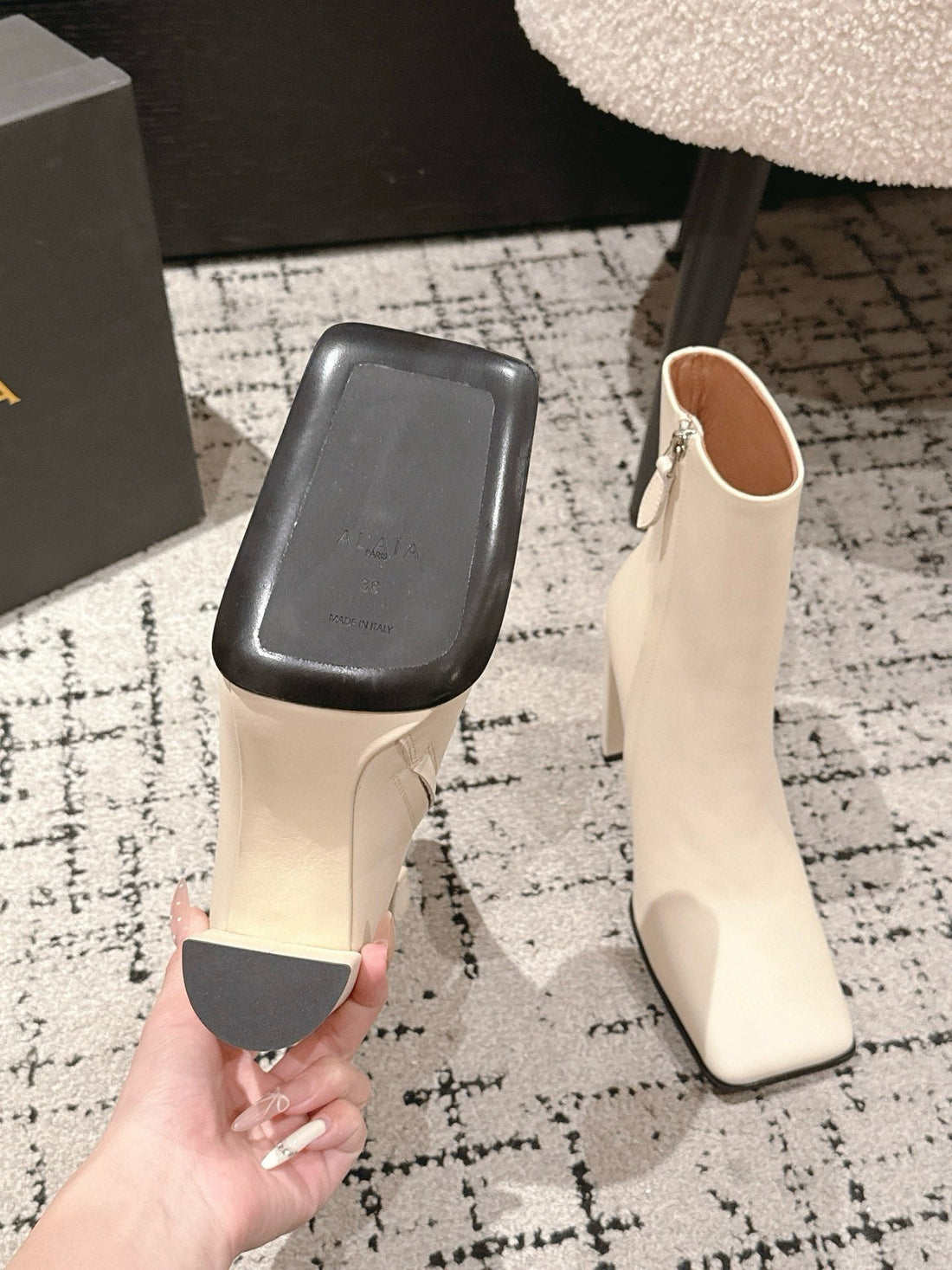 Alaïa 2025 Square Toe High Heeled Ankle Boot Cream Calfskin 558664