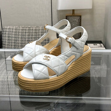 Peep-Toe Thick Sole Sandals In White Patent Lambskin