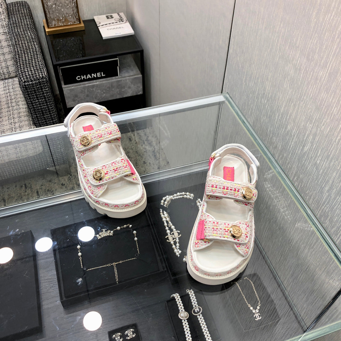 Dad Sandal In White Mix Bright Pink Tweed Fabric