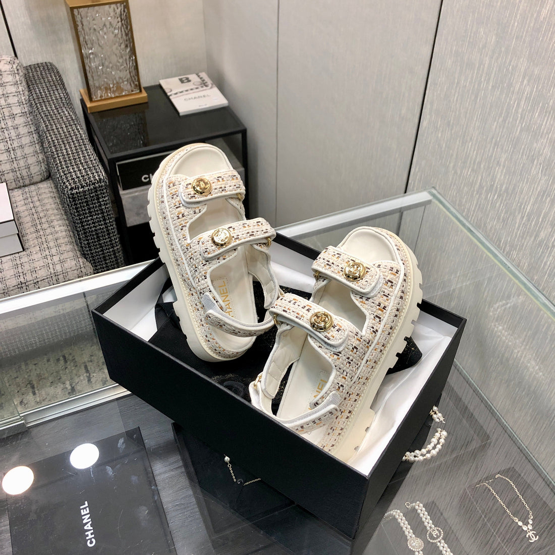 Dad Sandal In White Mix Light Gold Tweed Fabric