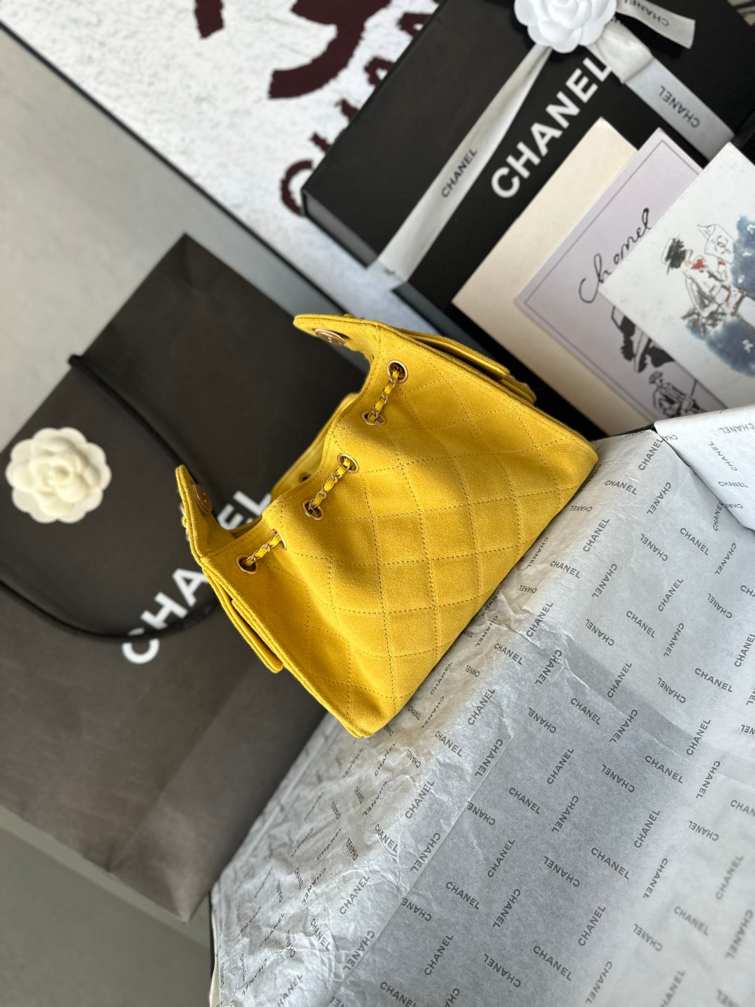 CC 26C Hobo Bag 22CM Yellow Suede