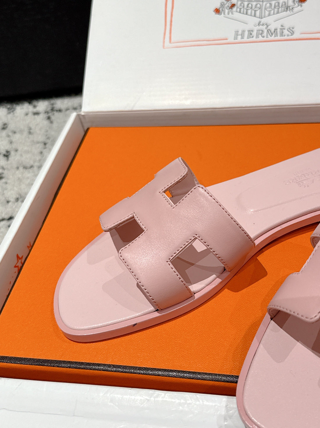 Hm 25 Oran Sandal Pink Calfskin