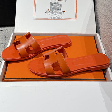 Hm 25 Oran Sandal Orange Calfskin