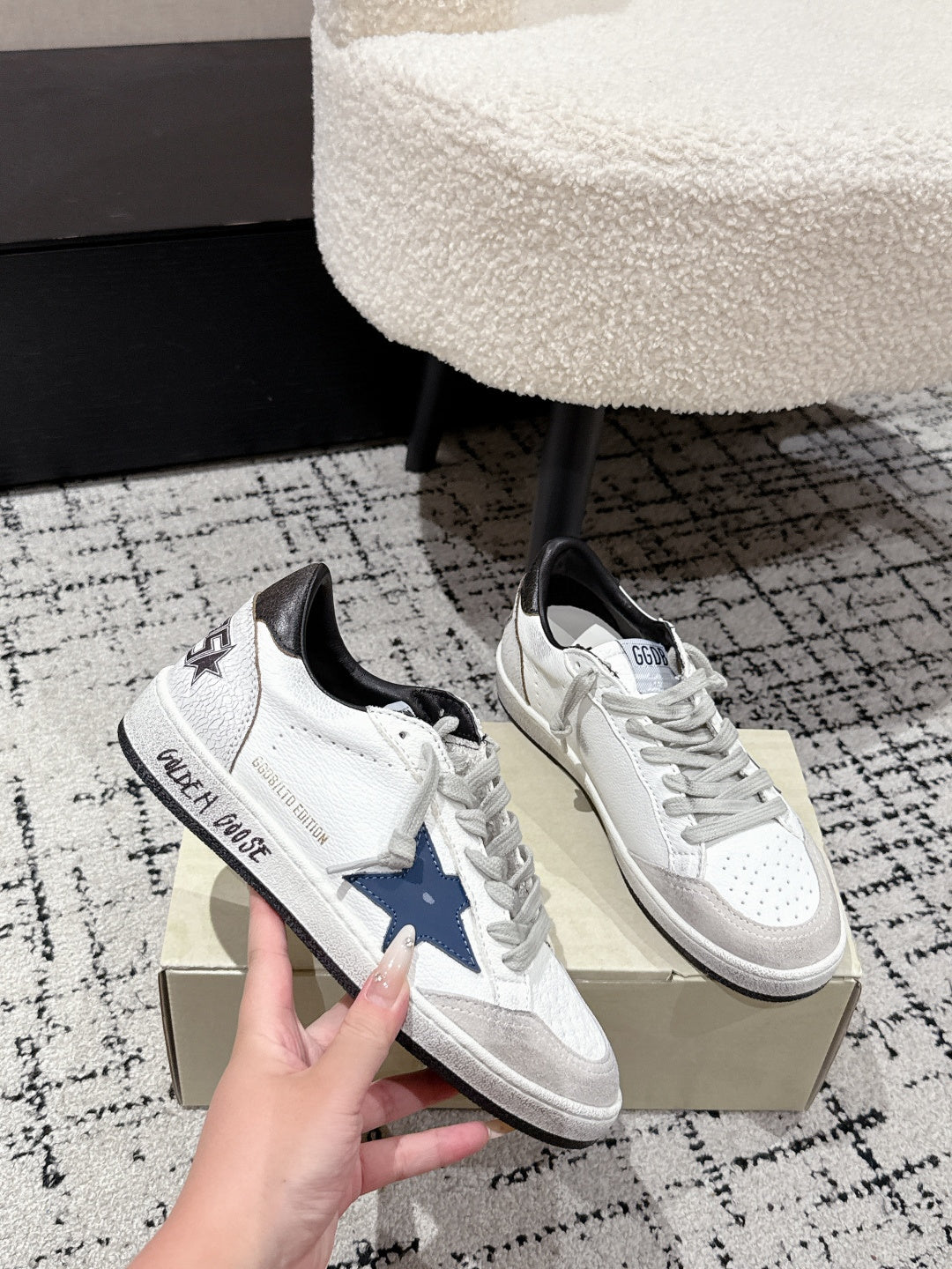 Golden Goose 2025 Star Sneaker Ivory Black Mix Blue Cowhide 500614