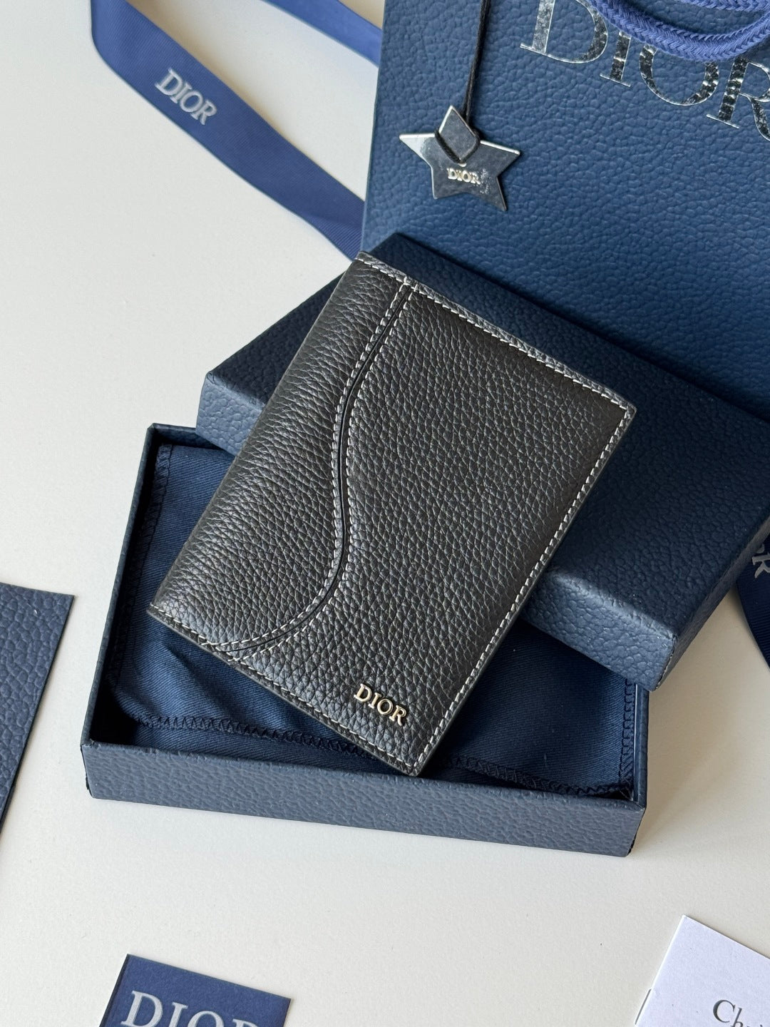CD Saddle Passport Black Cowhide