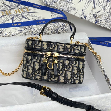 CD 30 Montaigne Mini Vanity Case 16.5cm Blue Jacquard