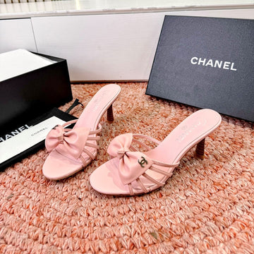 CC 26S Bow Heels Sandals Pink Sheepskin 703672