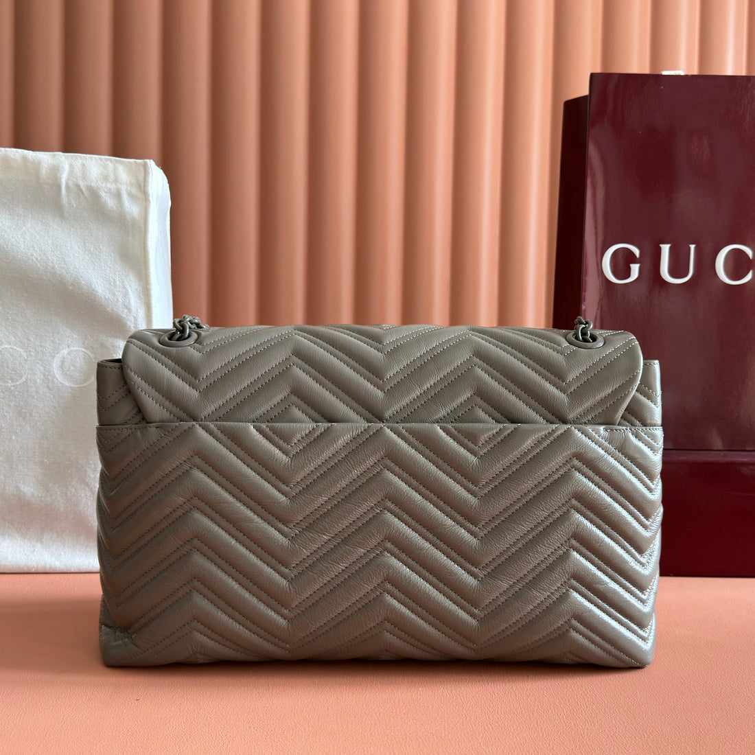GG Maximatelassé GG Marmont Shoulder Bag 37.5 Grey Leather