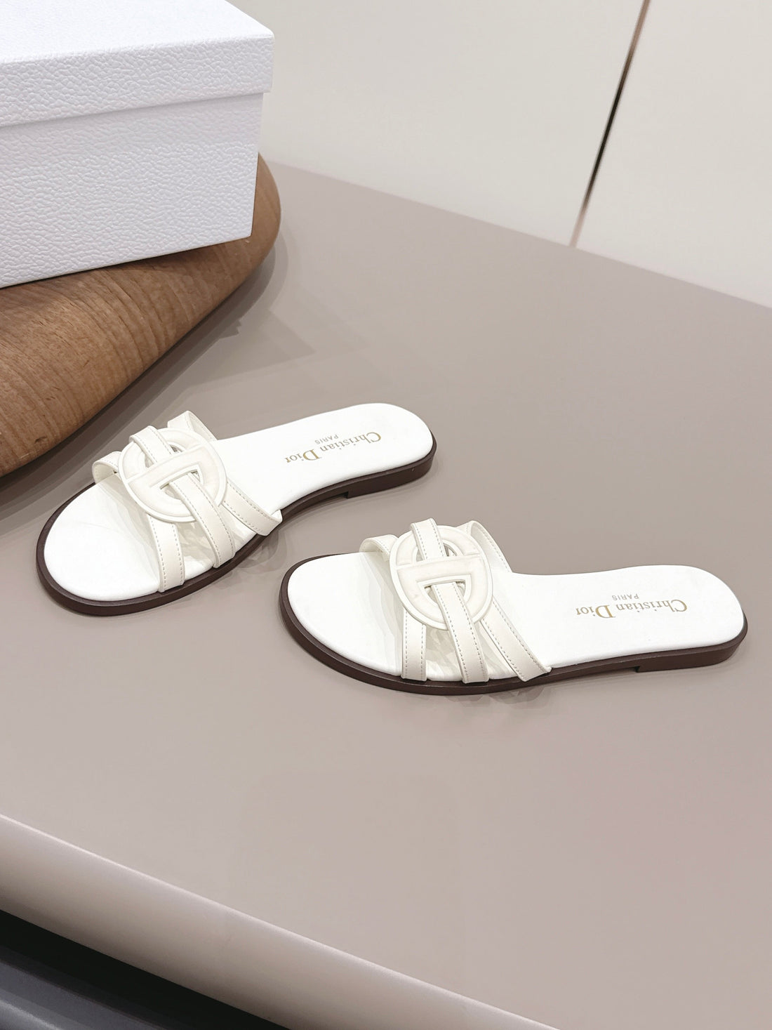 CD 26S D-Club Slide Sandal White Calfskin 738248
