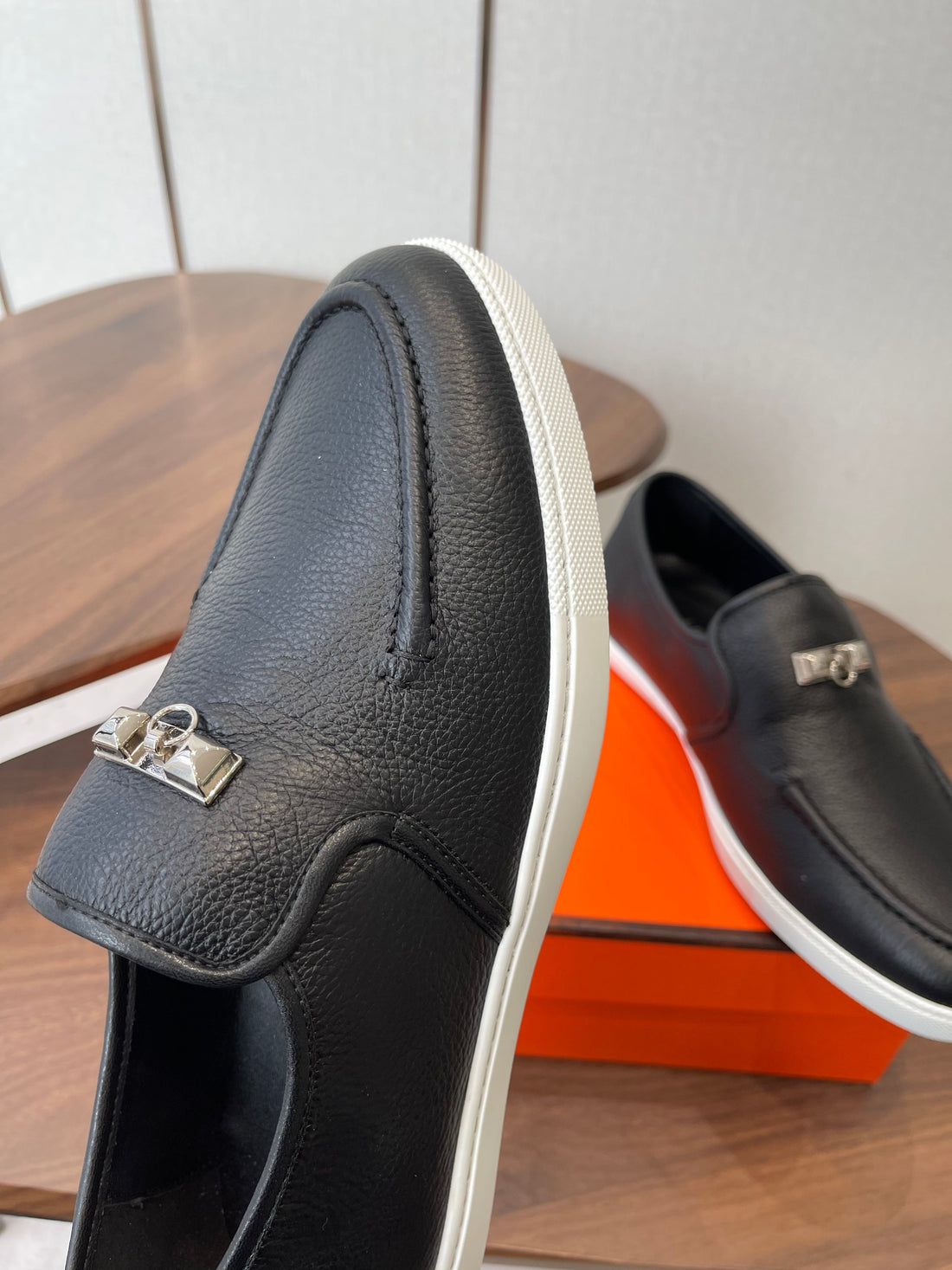 Hm Jour Loafers Black Calfskin 579007