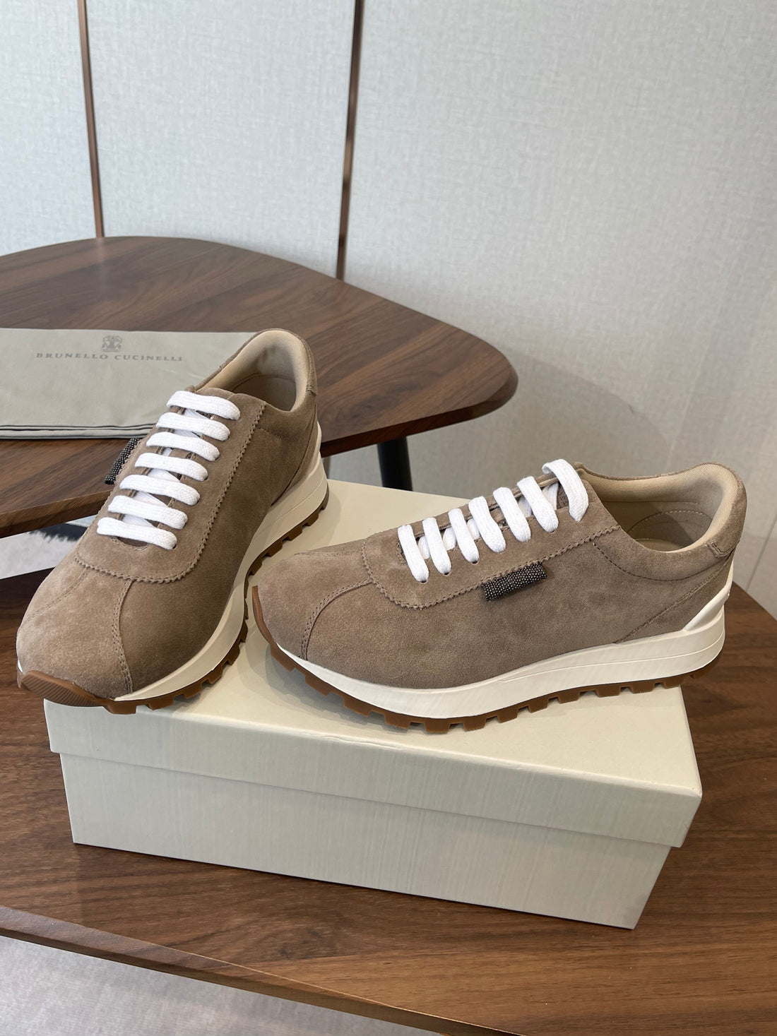 Brunello Runners With Shiny Tab Taupe Suede 624492