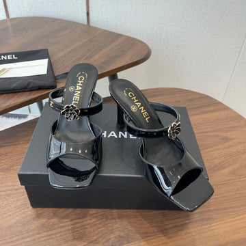 CC 26S Camellia Sandals 8CM Black Patent Leather 624226