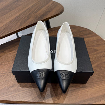 CC 26S Ballet Flats White Black Lambskin 624239
