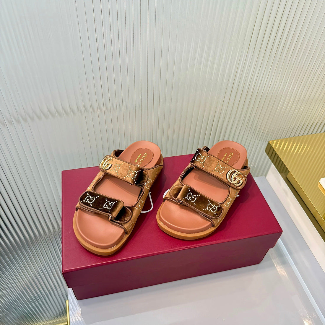 GG 26S Dad Mule Sandals Brown Leather Velvet 714870