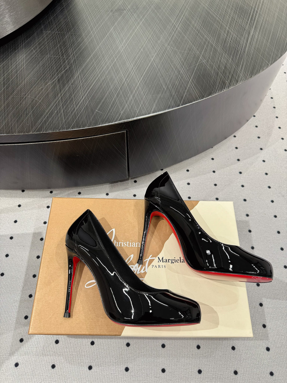 Cl X Margiela 25 Pumps Black 10CM Patent Leather 296036