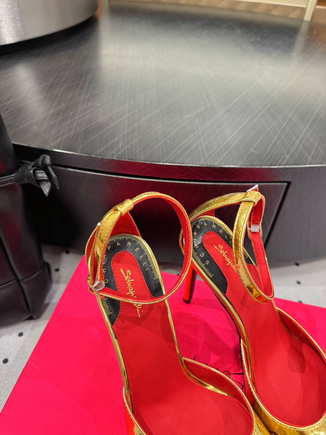 Cl 25 Elsa Schiapar Slingback Gold Mirror Cowhide 321605