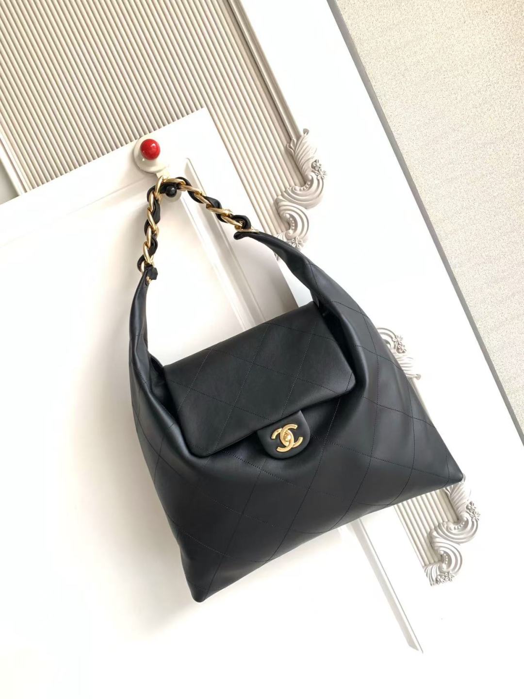 CC 2025 Bag 53CM Black Gold Calfskin 300852