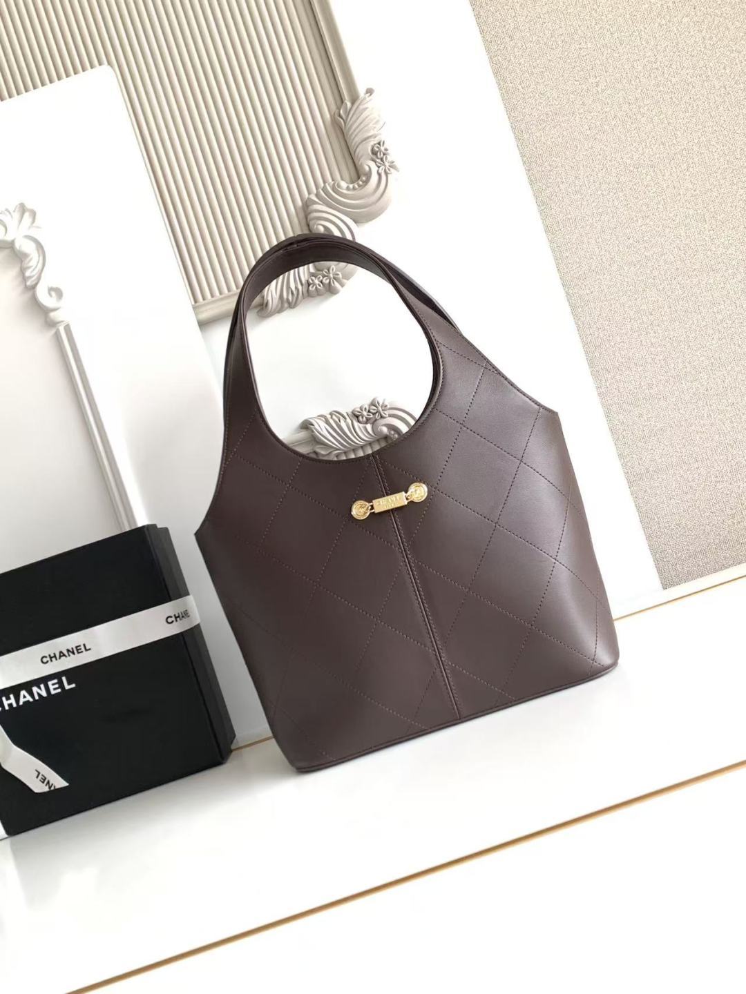 CC 2026 Basket Hobo Bag 35CM Coffee Calfskin
