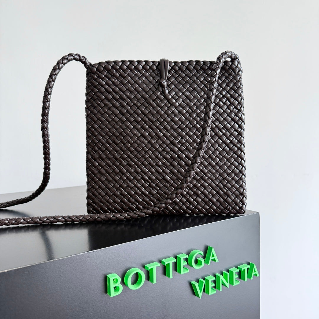 Bv Tosca Bag 17CM Fondant Intrecciato Leather Ghw